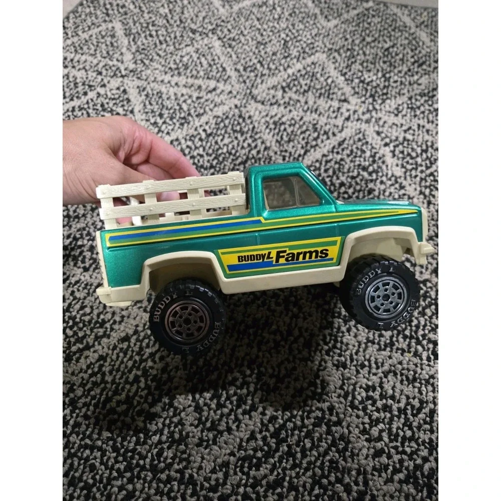 Vintage 1981 Green Buddy L Farms Truck W/ Rack Made In Hong Kong